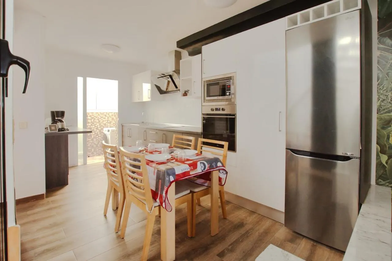 Near The Port, Wide, Confortable, Wi-Fi, Terrace, Aircon Morro Jable  0*, Morro Jable (Fuerteventura)